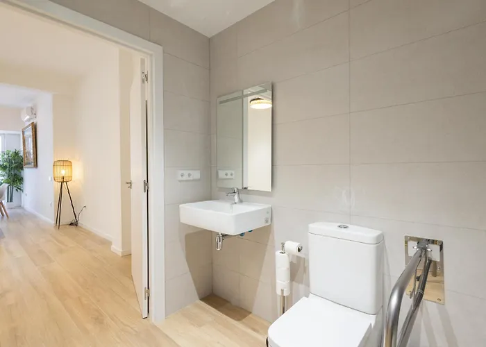 Vg New Flat 2 4 Pax, Wifi Ac * Valencia